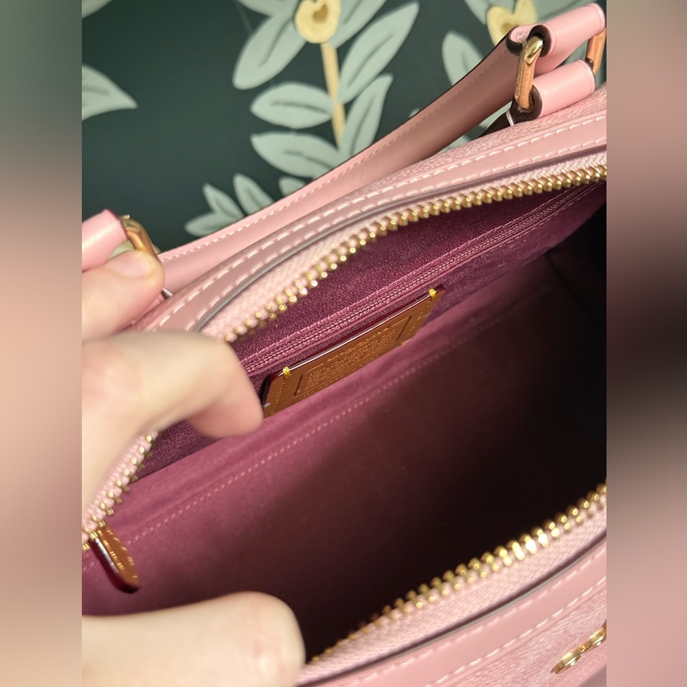 Coach Powder Pink Rowan - Picture 5 of 16